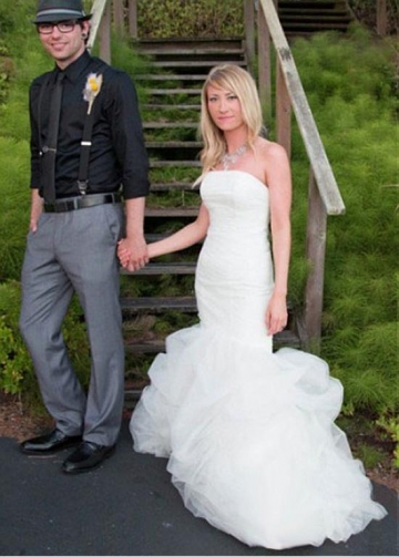 Graceful Tulle Strapless Neckline Full-length Mermaid Wedding Dress With Ruffles