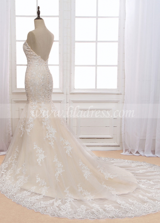 Glamorous Tulle Sweetheart Neckline Mermaid Wedding Dress With Lace Appliques & Beadings