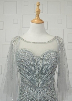 Graceful Tulle Bateau Neckline Sheath/Column Prom Dresses With Beadings