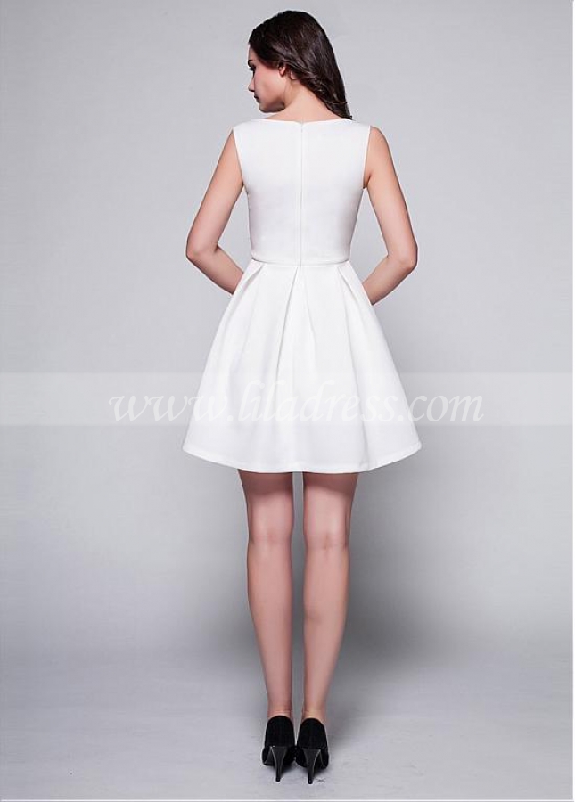 Graceful Satin Jewel Neckline A-line Homecoming Dress