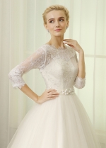 Romantic Tulle & Lace Bateau Neckline A-line Wedding Dresses