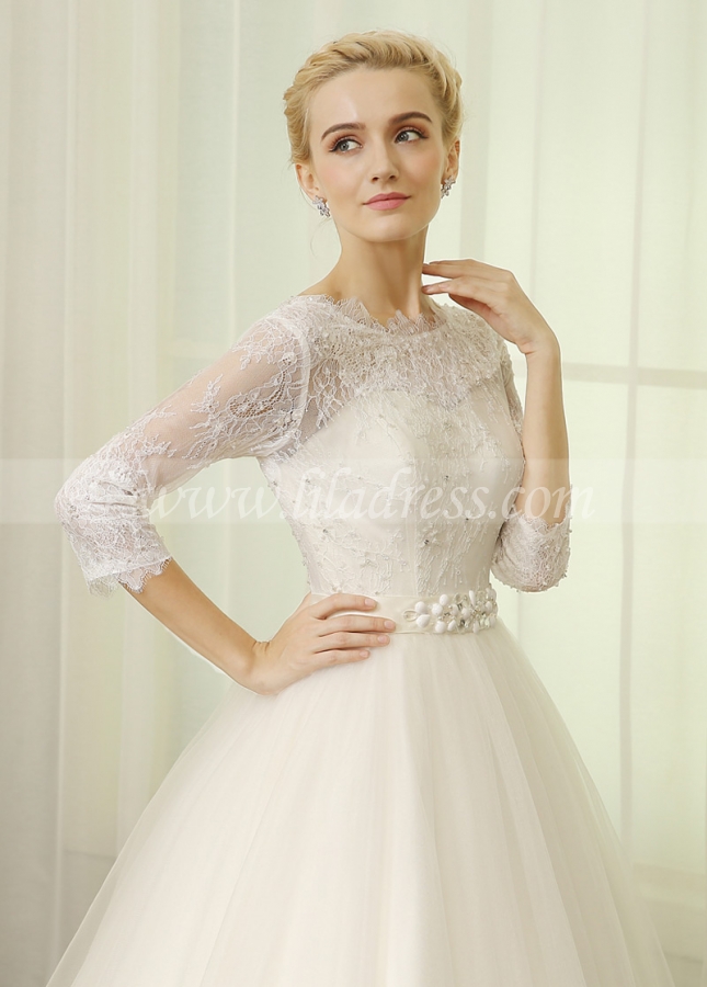 Romantic Tulle & Lace Bateau Neckline A-line Wedding Dresses