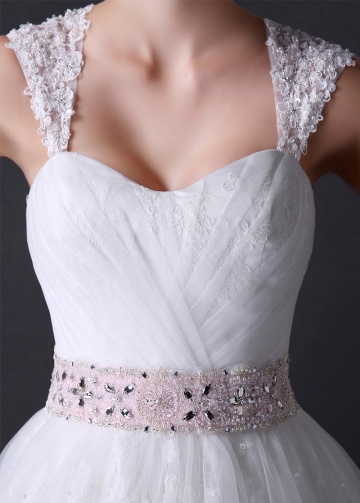 Charming Princess Tulle A-line Sweetheart Neckline Wedding Dress with Beaded Belt