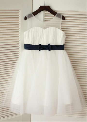 Gorgeous Tulle Scoop Neckline Knee-length A-line Flower Girl Dresses With Bowknot