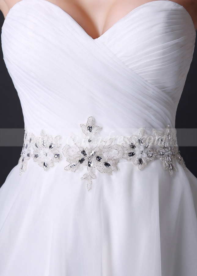 Elegant Organza Sweetheart Neckline Wedding Dress With Embroidered Beadings & Rhinestones