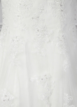 Elegant Tulle V-neck Neckline Mermaid Wedding Dress With Beaded Lace Appliques