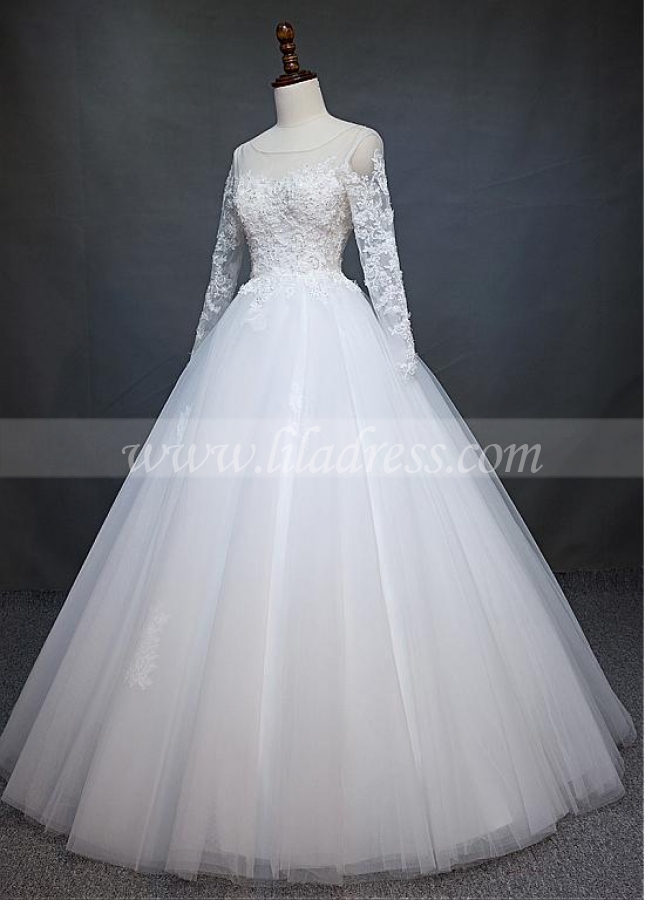 Fascinating Tulle Scoop Neckline Ball Gown Wedding Dress With Beaded Lace Appliques