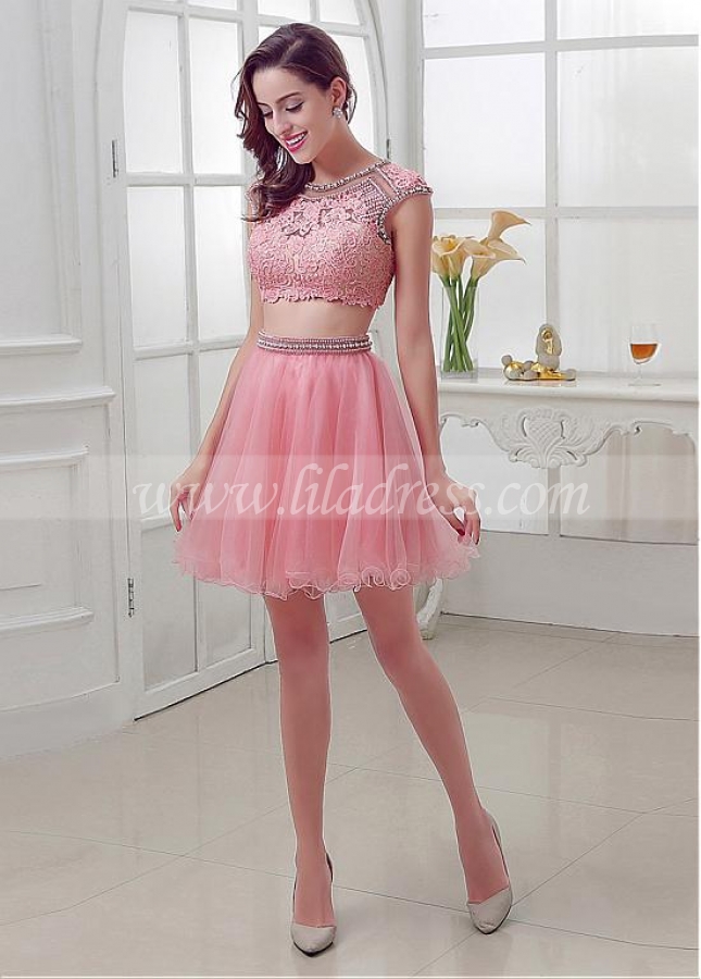 Chic Tulle Jewel Neckline A-Line Two-piece Homecoming Dresses With Lace Appliques