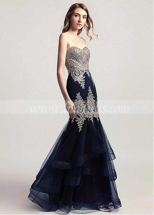 Alluring Tulle Spaghetti Straps Neckline Mermaid Evening Dress With Beaded Lace Appliques