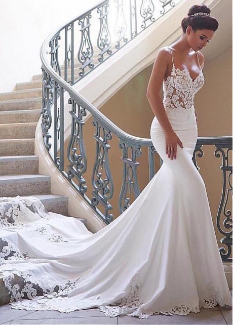 Charming Tulle & Acetate Satin Spaghetti Straps Neckline Mermaid Wedding Dresses With Lace Appliques