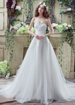 Fabulous Tulle Sweetheart Neckline A-Line Wedding Dresses With Lace Appliques