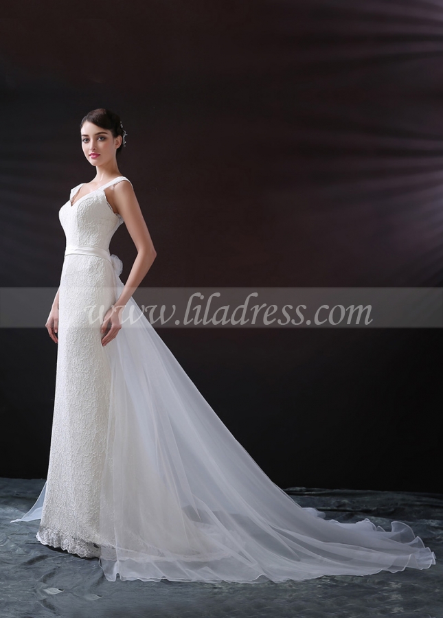 Elegant Lace V-neck Neckline Mermaid Wedding Dress