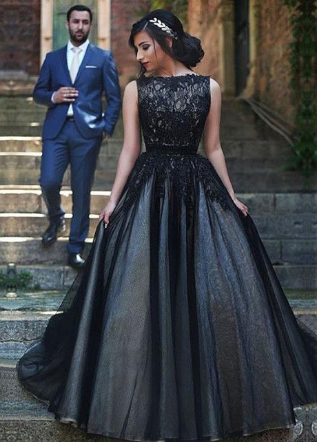 Elegant Tulle Bateau Neckline Ball Gown Formal Dresses With Lace Appliques