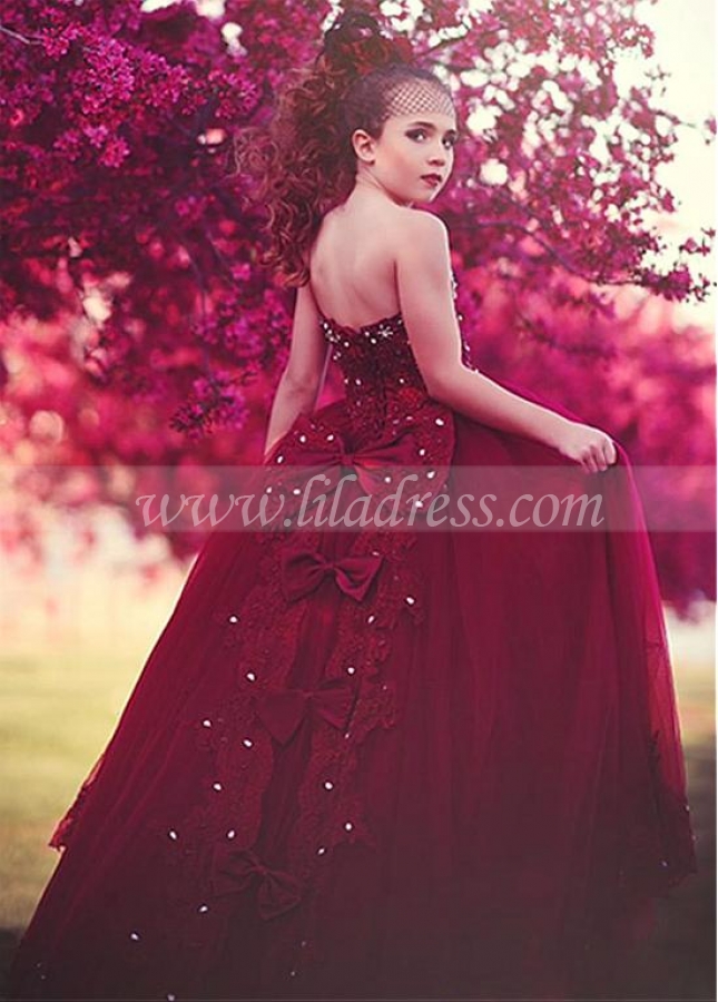 Chic Tulle Sweetheart Neckline A-line Flower Girl Dress With Beaded Lace Appliques & Bowknots