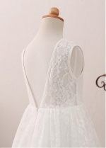 Exquisite Lace Jewel Neckline A-line Flower Girl Dress