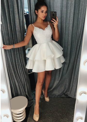 Eye-catching Satin Spaghetti Straps Neckline Short A-line Homecoming Dresses With Lace Appliques