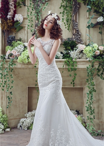 Elegant Tulle Bateau Neckline Mermaid Wedding Dresses With Beaded Lace Appliques