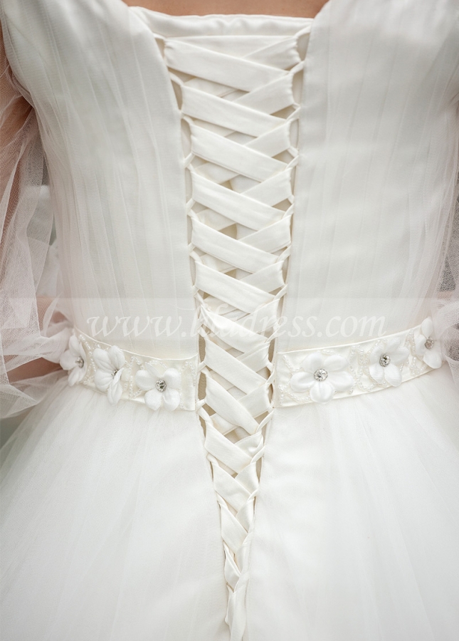 Glamorous Tulle V-neck Neckline A-line Wedding Dresses