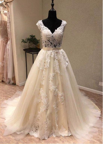 Luxury Tulle V-neck Neckline 2 In 1 Wedding Dresses With Lace Appliques & Detachable Train & Belt