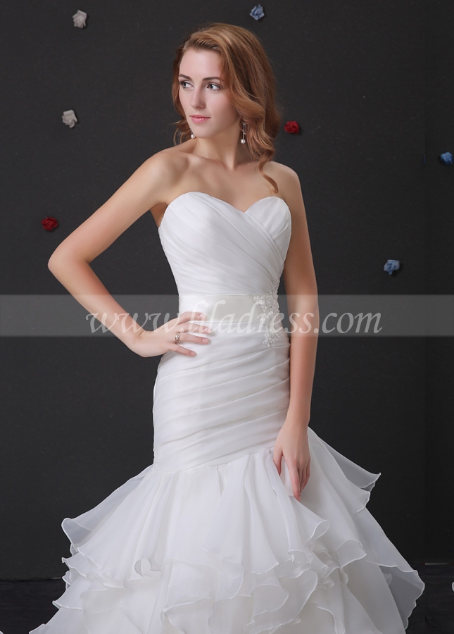 Glamorous Organza Satin Mermaid Wedding Dress With Beaded Lace Appliques