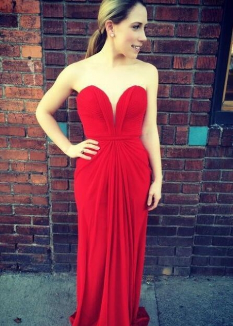 Chiffon Long Red Prom Dresses with Plunging Sweetheart Neckline