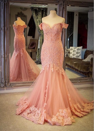 Alluring Tulle Off-the-shoulder Neckline Floor-length Mermaid Evening Dresses With Lace Appliques & Rhinestones
