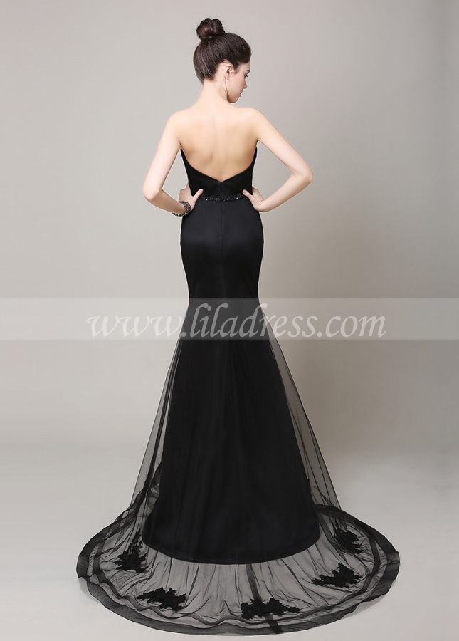 Elegant Black Satin Strapless Neckline Mermaid Bridesmaid Dress