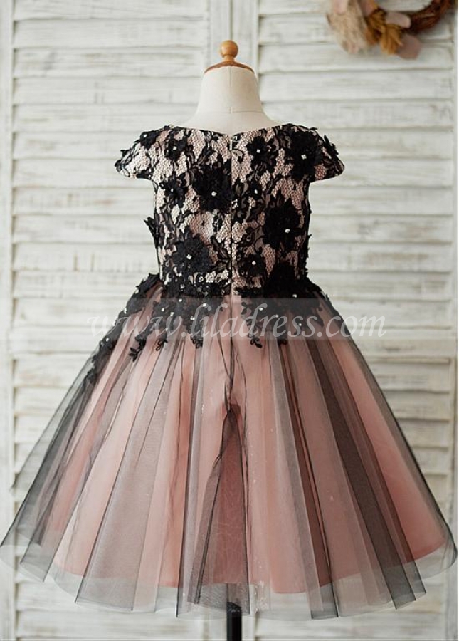 Chic Lace & Tulle Scoop Neckline Cap Sleeves Knee-length Ball Gown Flower Girl Dresses With Beadings