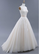 Fabulous Tulle Spaghetti Straps Neckline Backless A-line Wedding Dresses With Beaded Lace Appliques