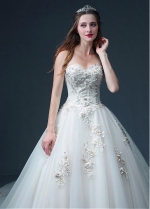 Gorgeous Tulle Sweetheart Neckline Ball Gown Wedding Dress With 3D Lace Appliques & Beadings