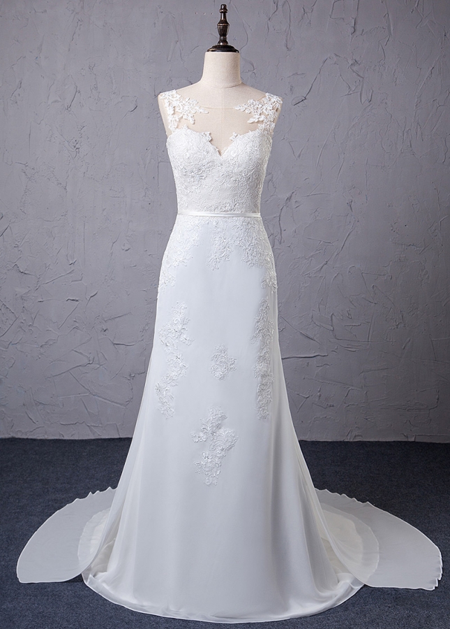 Gorgeous Tulle & Chiffon Scoop Neckline A-Line Wedding Dress With Lace Appliques