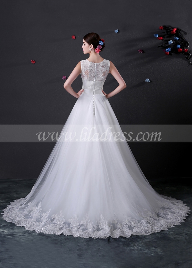 Elegant Princess Bateau Neckline A-line Wedding Dress