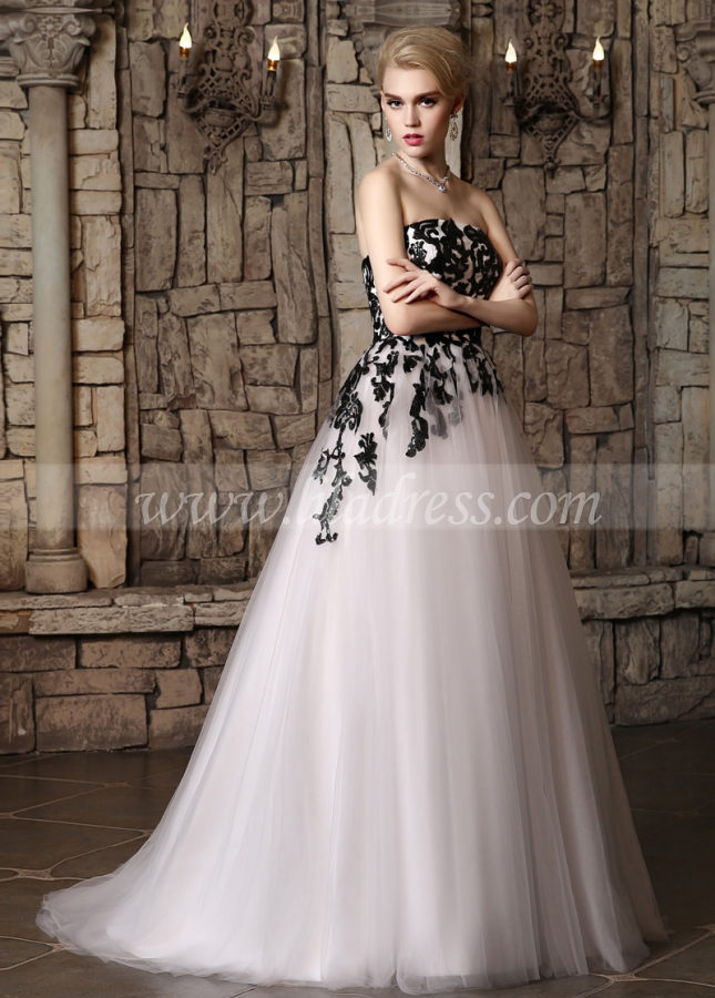 Gorgeous Tulle Strapless Neckline A-line Wedding Dresses with Sequins Lace Appliques