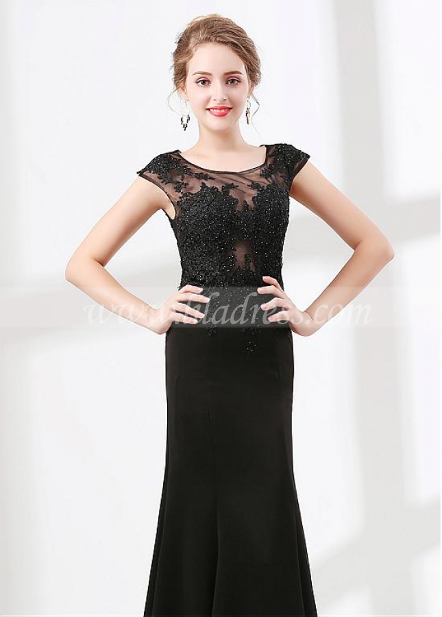 Modest Black Scoop Neckline Cap Sleeves Sheath / Column Evening Dress With Lace Appliques