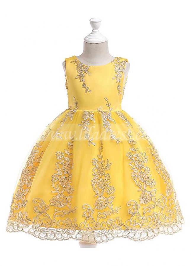 Stunning Tulle Jewel Neckline A-line Flower Girl Dresses With Lace Appliques
