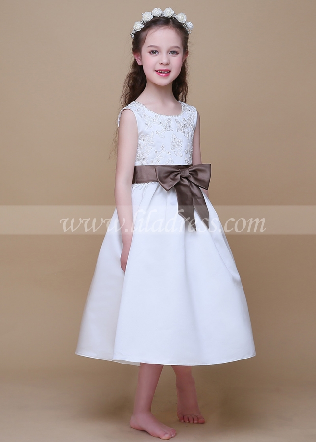 Classic Satin Scoop Neckline Ball Gown Flower Girl Dresses With Bowknot
