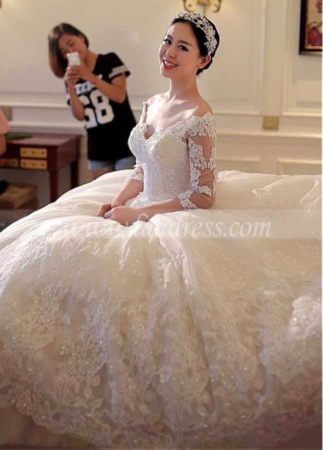 Gorgeous Tulle Off-the-shoulder Neckline Ball Gown Wedding Dresses With Beaded Lace Appliques