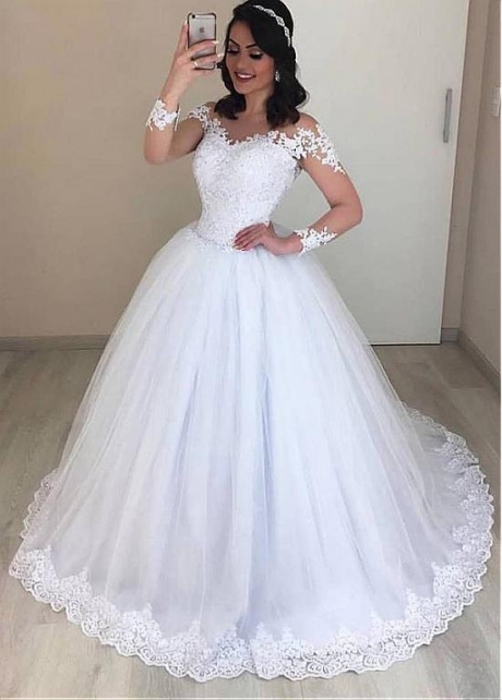 Exquisite Tulle Jewel Neckline Ball Gown Wedding Dress With Beaded Lace Appliques