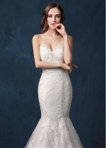 Attractive Tulle Sweetheart Neckline Mermaid Wedding Dress With Lace Appliques