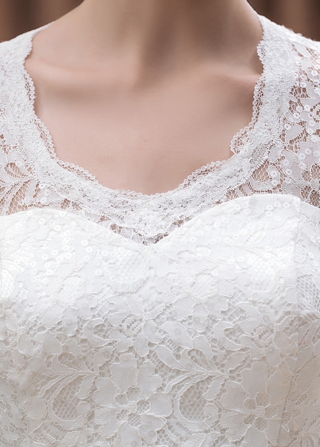 Alluring Lace Scoop Neckline Mermaid Wedding Dresses