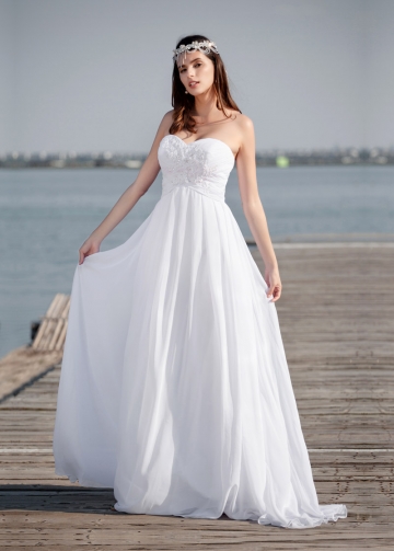 Elegant Chiffon Sweetheart Neckline A-line Wedding Dresses With Beaded Lace Appliques
