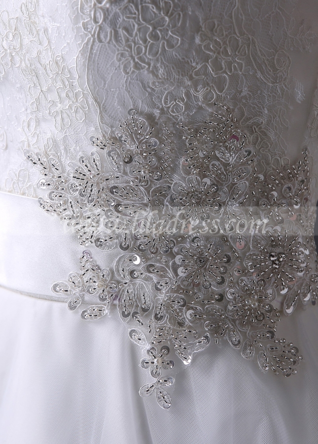 Elegant Princess Bateau Neckline A-line Wedding Dress
