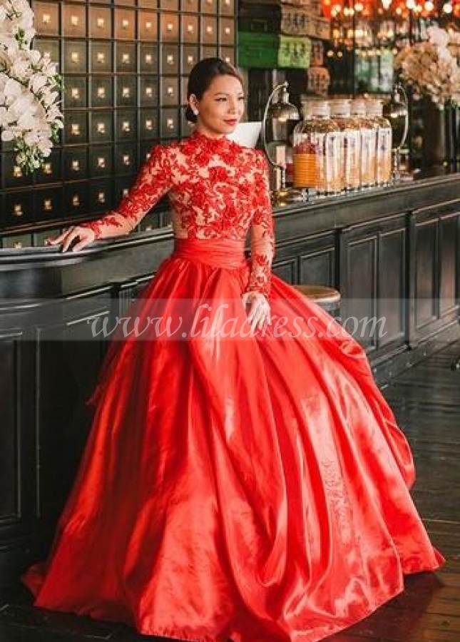 Embroidery Red Evening Dress with Long Sleeves