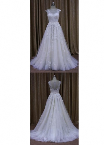 Classic A-line Appliques Tulle Wedding Dress Cap Sleeves