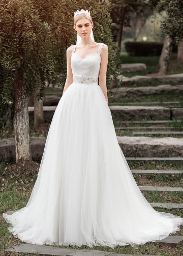 Elegant Tulle Sweetheart Neckline A-line Wedding Dresses