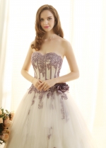 Elegant Tulle Sweetheart Neckline Ball Gown Wedding Dresses WIth Beaded Lace Appliques