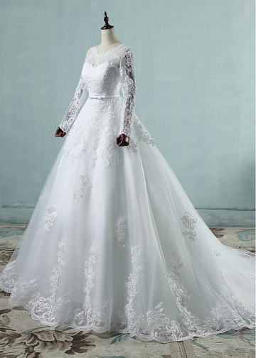 Eye-catching Tulle Jewel Neckline A-line Wedding Dresses With Lace Appliques & Belt & Bowknot