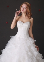 Glamorous Organza Satin Sweetheart Neckline Ball Gown Wedding Dress