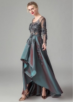 Excellent Tulle & Taffeta Scoop Neckline A-line Evening Dresses With Lace Appliques & Handmade Flowers