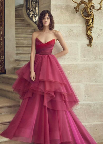 Irregular Tulle Skirt Prom Gown with Gradient Sweetheart Bodice